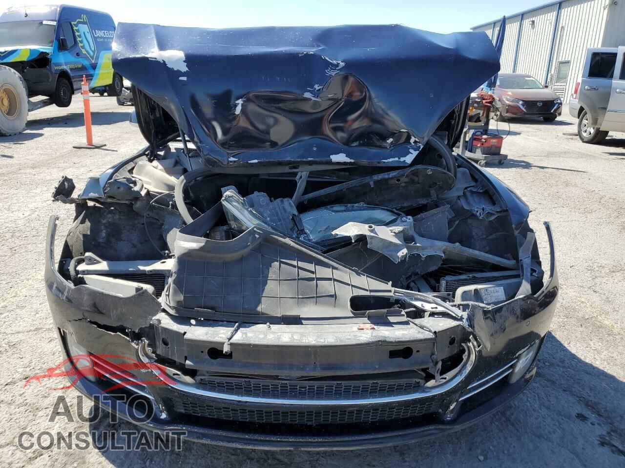 TESLA MODEL S 2014 - 5YJSA1H13EFP38425