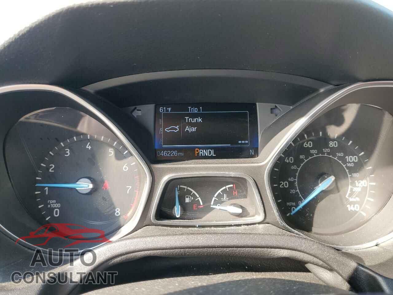 FORD FOCUS 2017 - 1FADP3F28HL210725