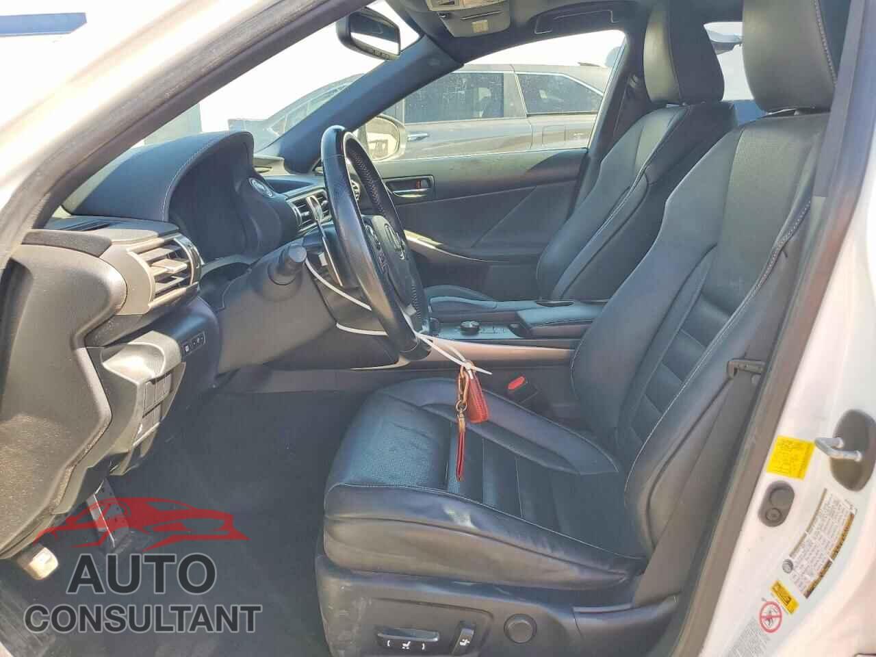 LEXUS IS 2015 - JTHBE1D21F5014981