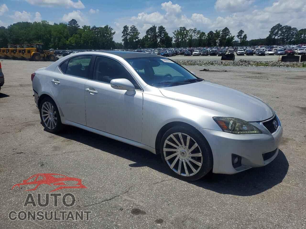 LEXUS IS 2012 - JTHCF5C25C5057189