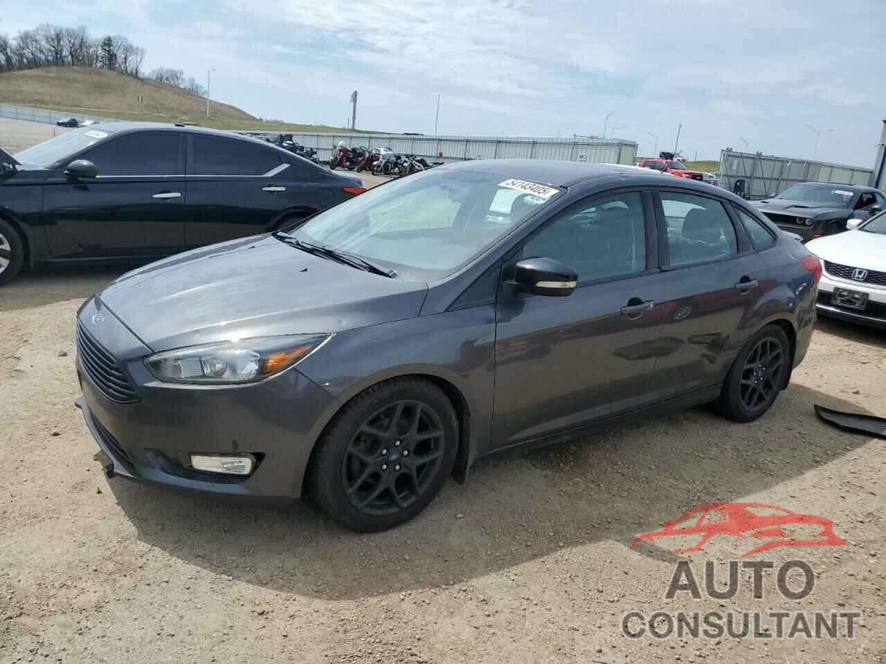 FORD FOCUS 2016 - 1FADP3F21GL278248