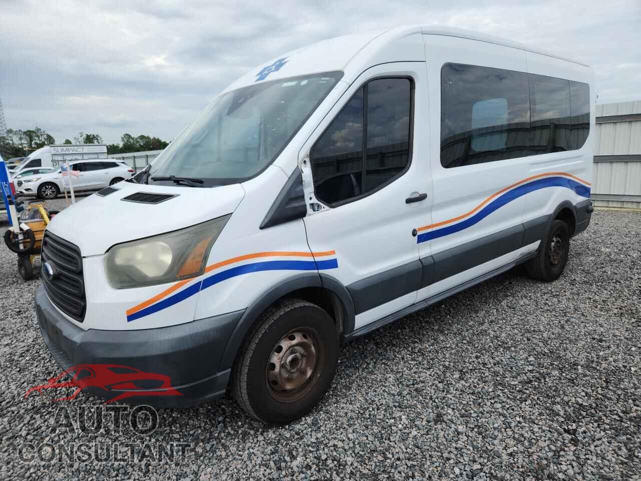 FORD TRANSIT 2017 - 1FTYR2CM9HKA02087