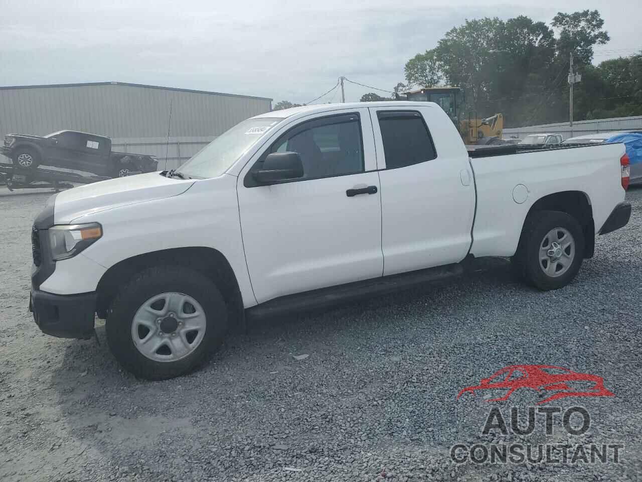 TOYOTA TUNDRA 2019 - 5TFUM5F11KX081250