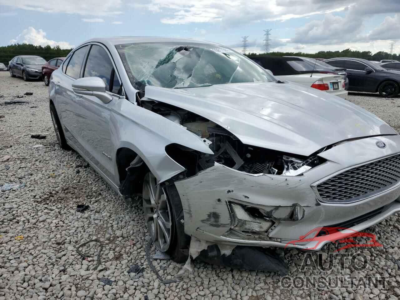FORD FUSION 2019 - 3FA6P0RUXKR136849