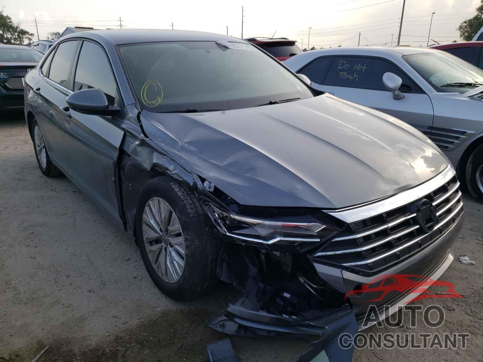 VOLKSWAGEN JETTA 2019 - 3VWN57BU4KM212929