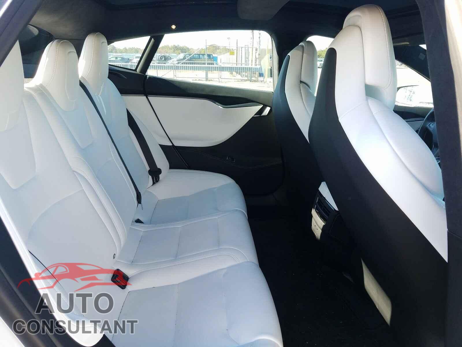 TESLA MODEL S 2018 - 5YJSA1E20JF262643