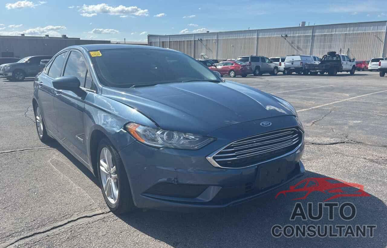 FORD FUSION 2018 - 3FA6P0LU7JR261105