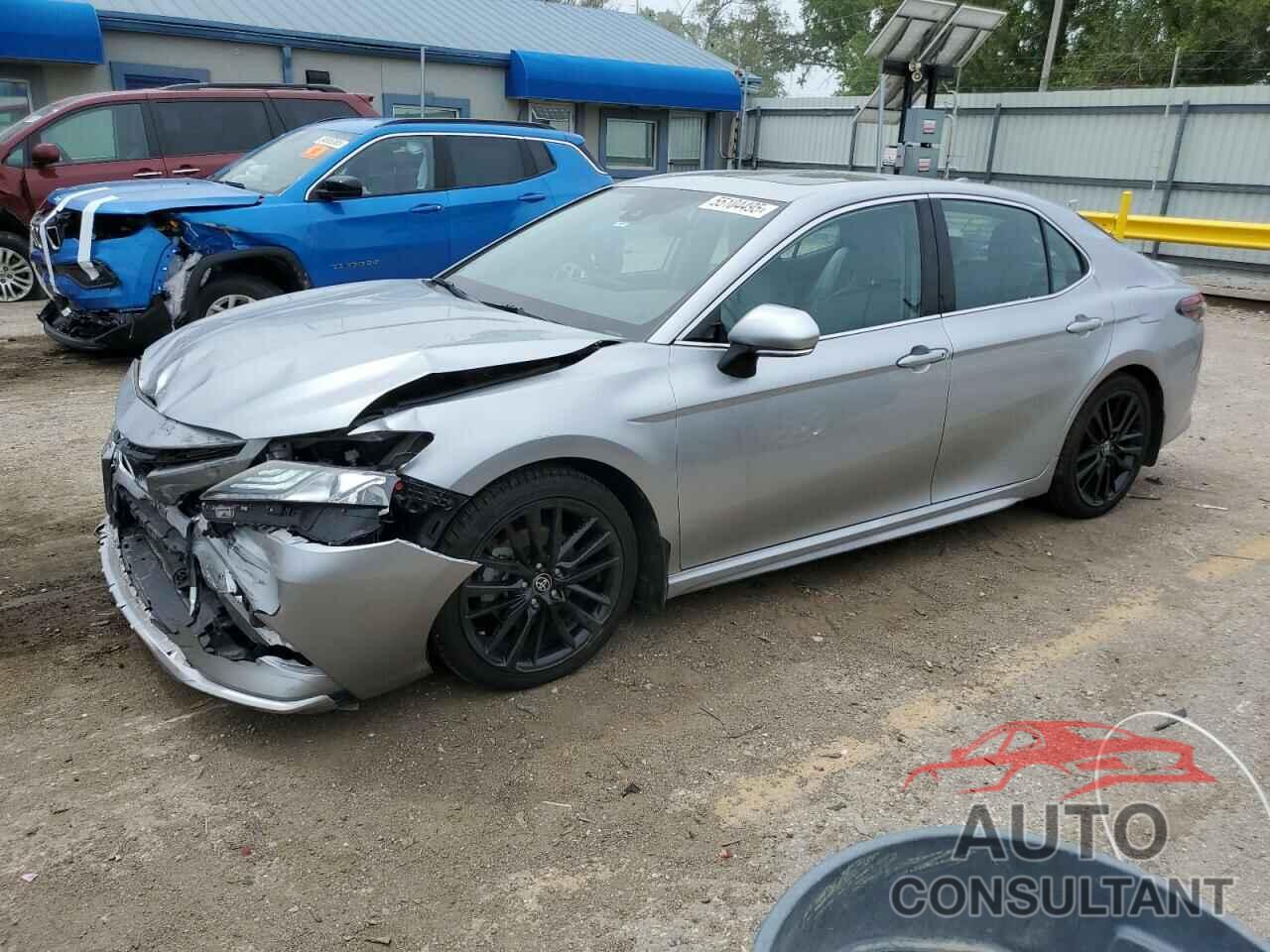 TOYOTA CAMRY 2022 - 4T1K31AK0NU583591