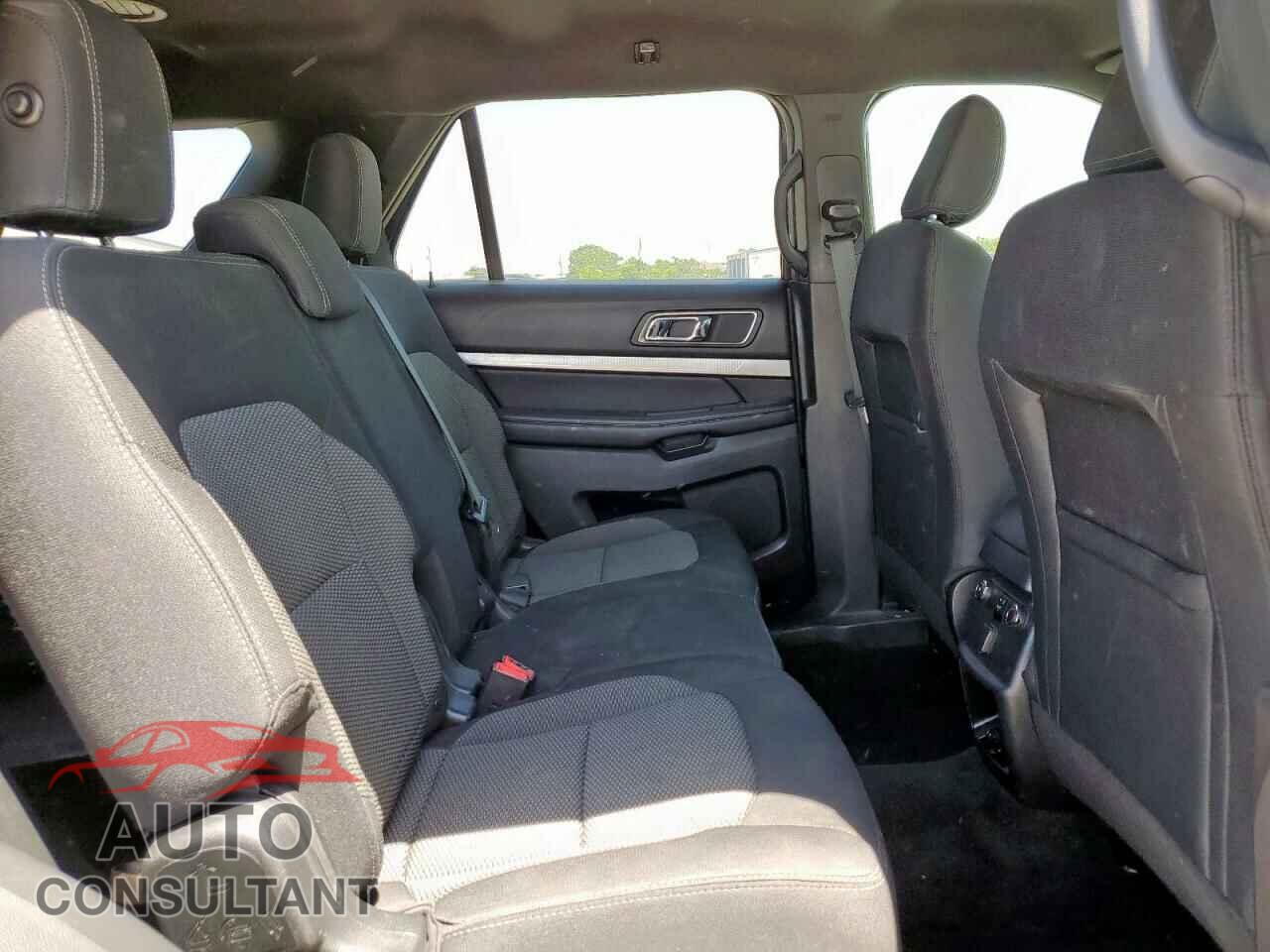 FORD EXPLORER 2018 - 1FM5K7D86JGA79655