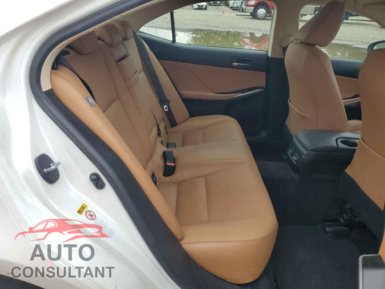 LEXUS IS 2014 - JTHBF1D22E5028710