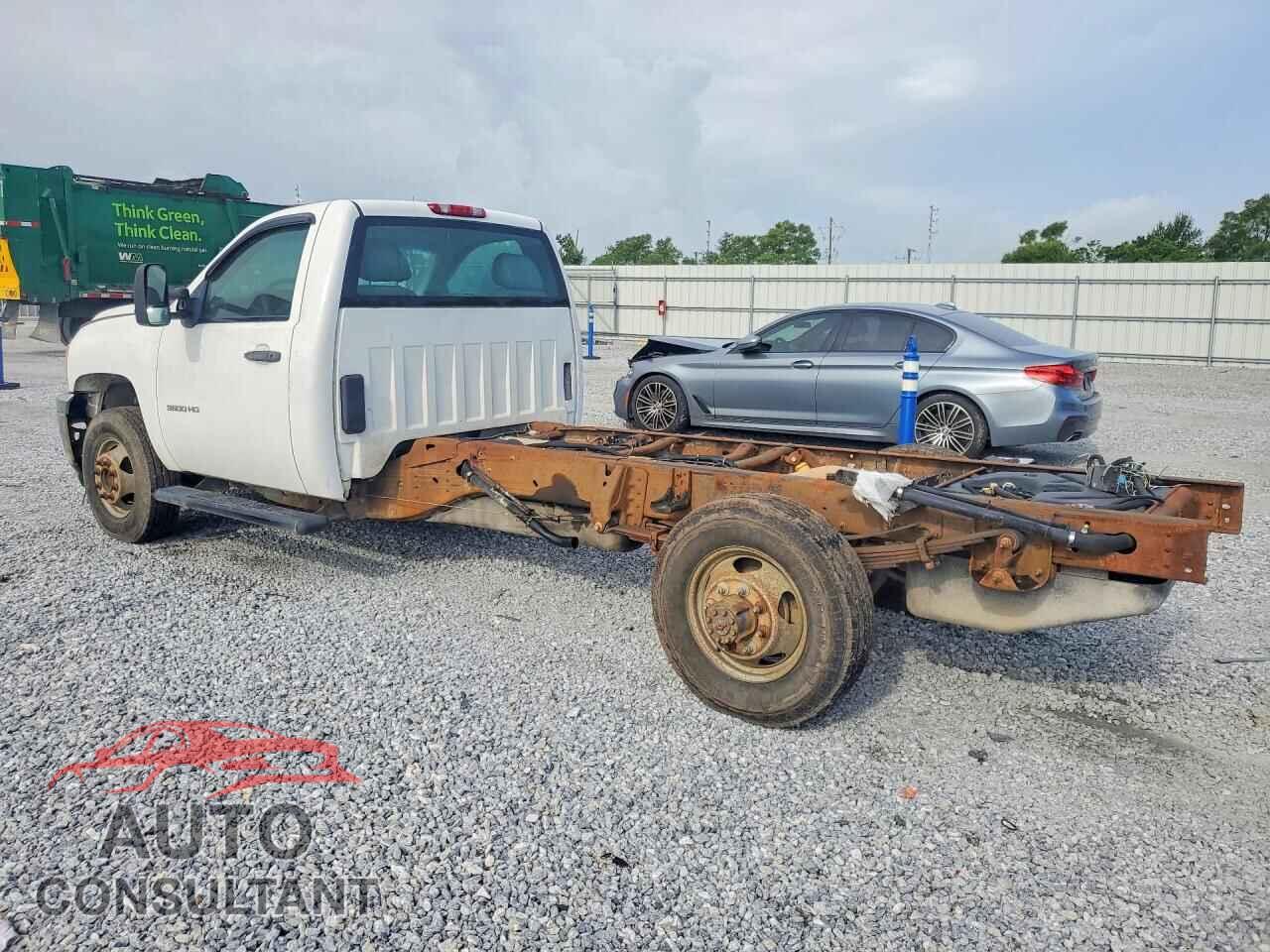 CHEVROLET SILVERADO 2013 - 1GB3CZC88DF181740