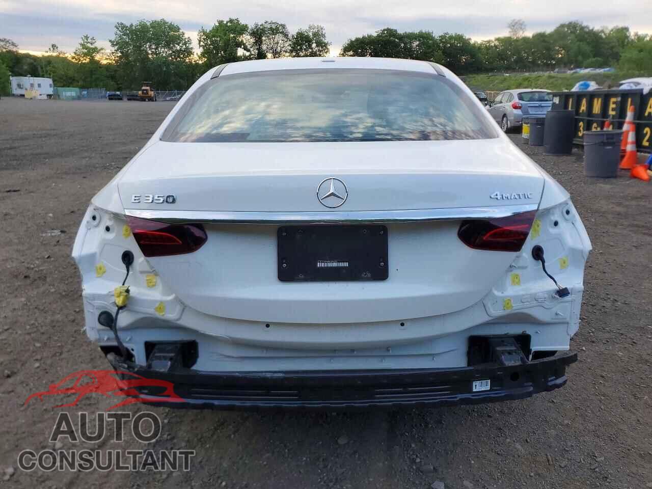 MERCEDES-BENZ E-CLASS 2023 - W1KZF8EB8PB099685