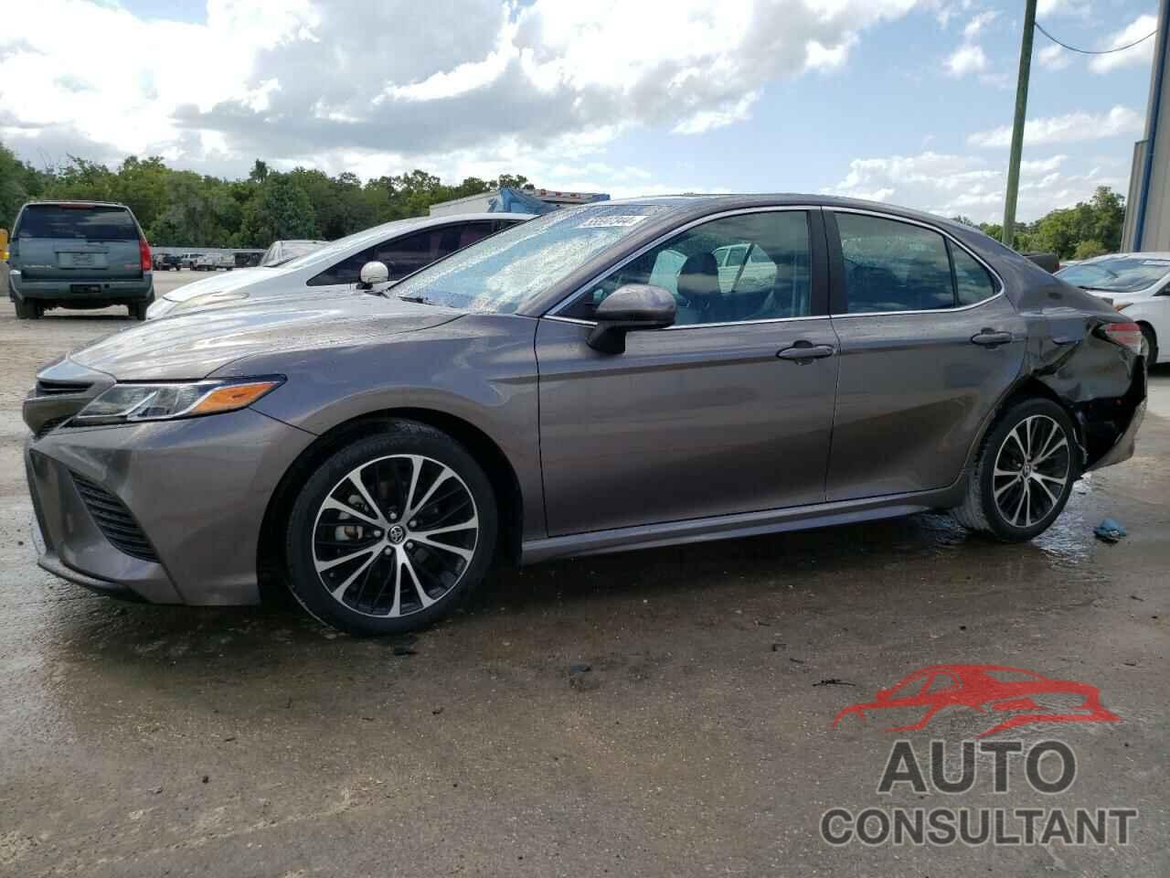 TOYOTA CAMRY 2018 - 4T1B11HK4JU617344