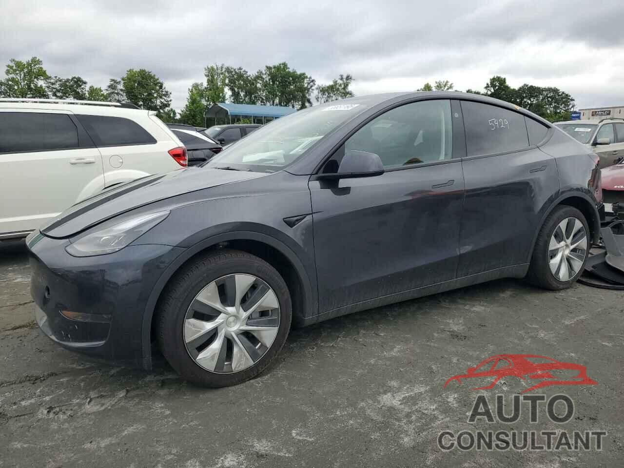 TESLA MODEL Y 2024 - 7SAYGDED5RF018979