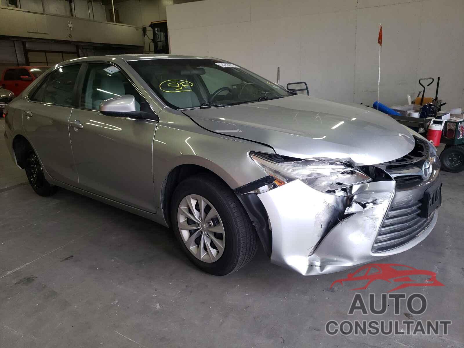 TOYOTA CAMRY 2016 - 4T4BF1FK5GR568433