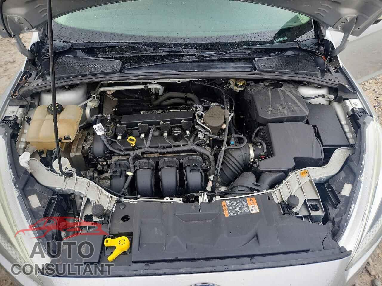 FORD FOCUS 2015 - 1FADP3F20FL336784