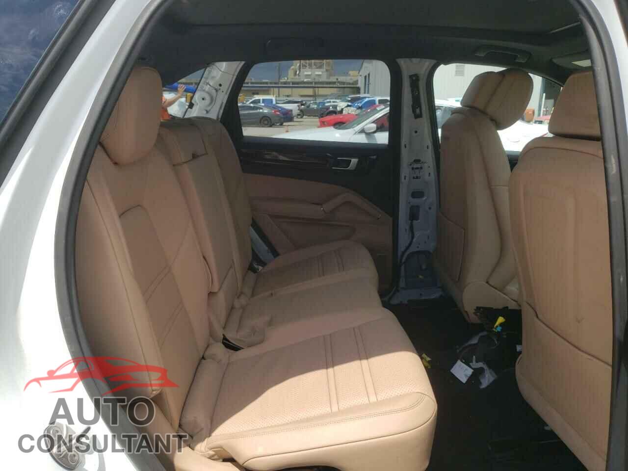 PORSCHE CAYENNE 2020 - WP1AA2AY3LDA06159
