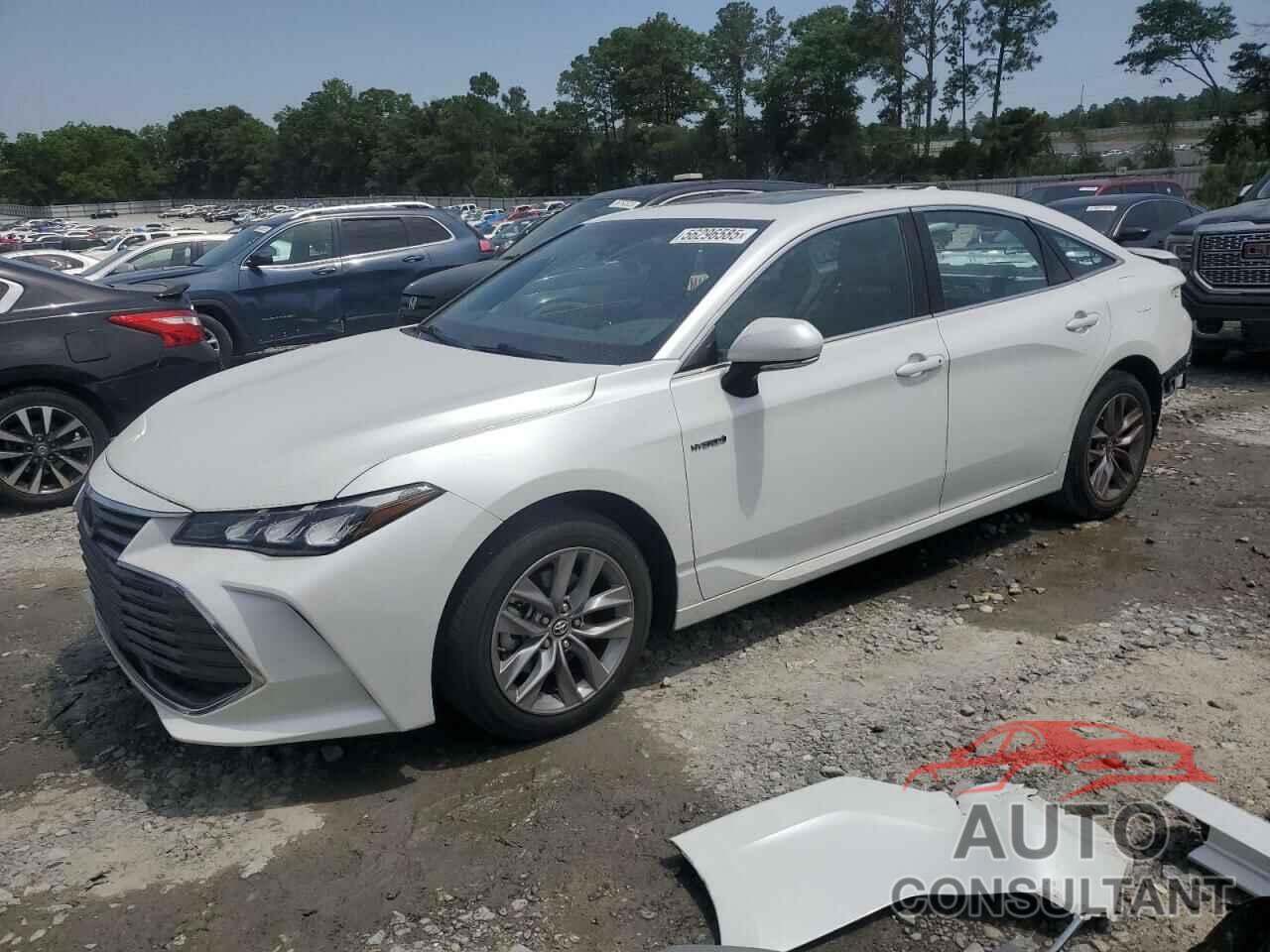 TOYOTA AVALON 2024 - 4T1B21FB2KU011171