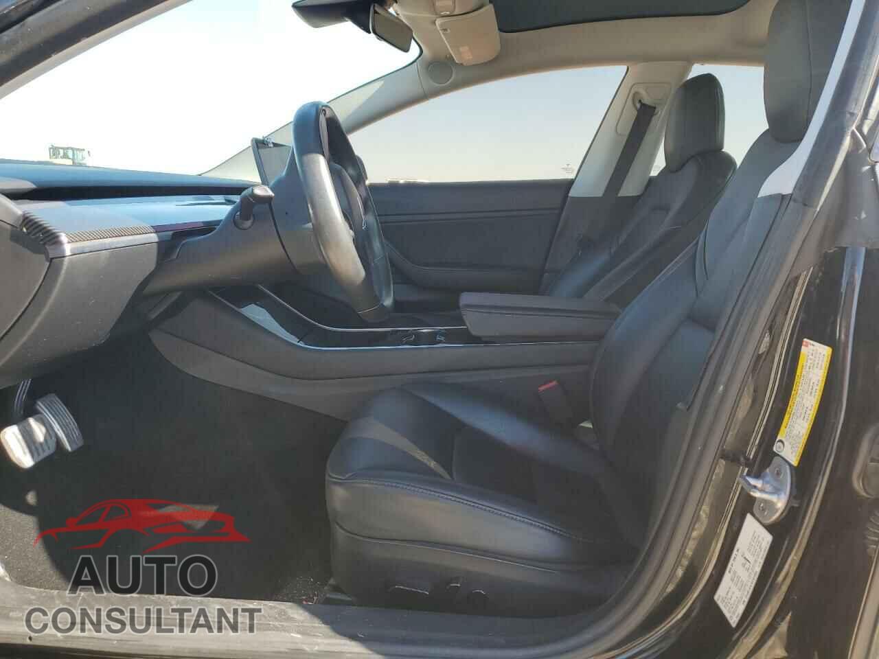 TESLA MODEL 3 2019 - 5YJ3E1EA7KF331054