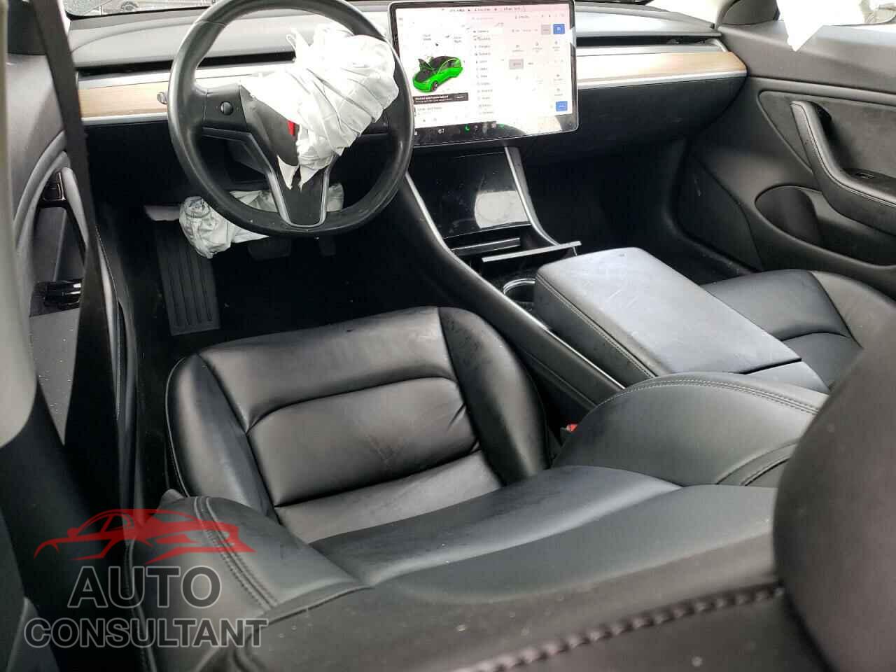 TESLA MODEL 3 2019 - 5YJ3E1EA7KF304386