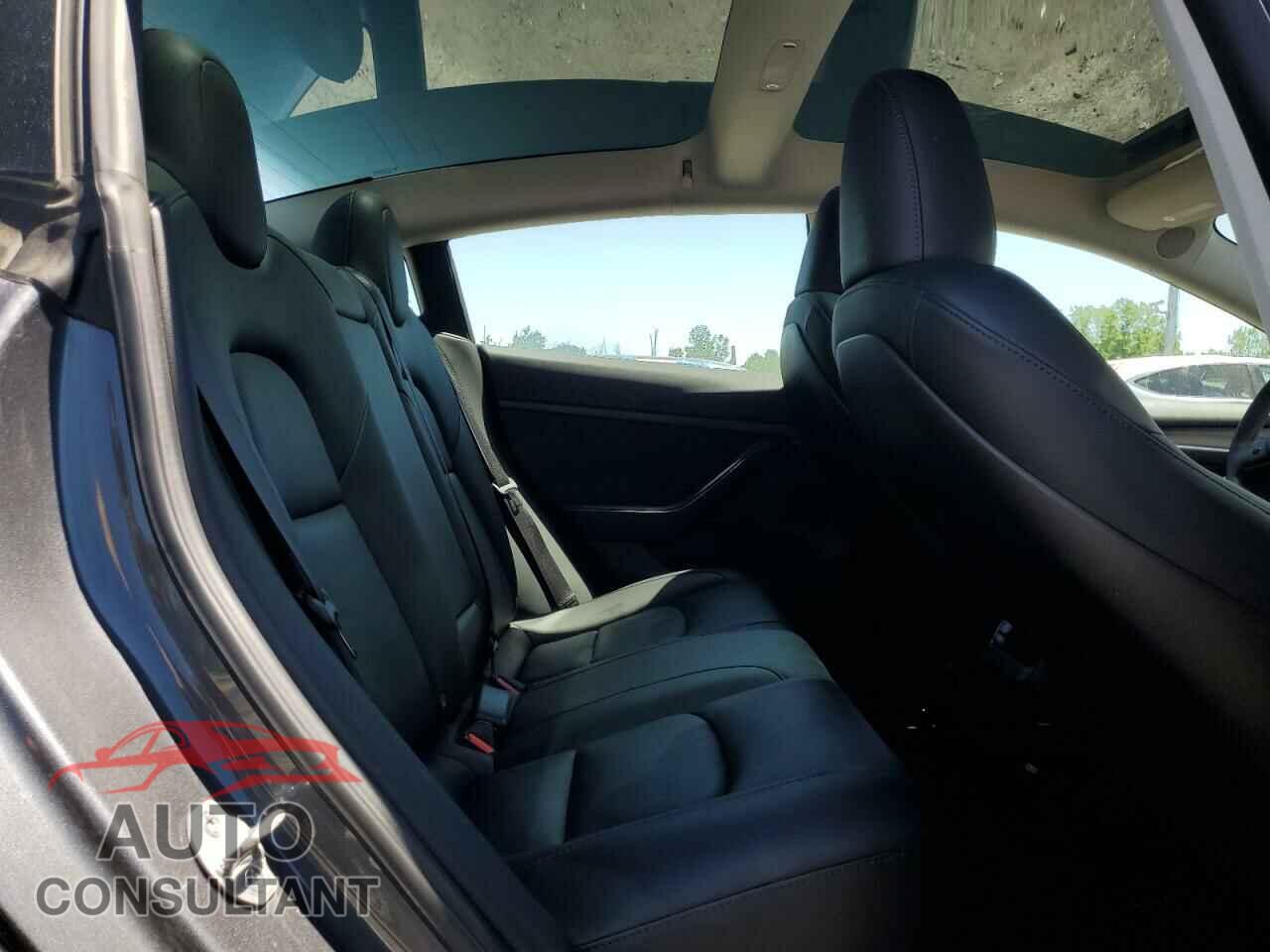 TESLA MODEL 3 2023 - 5YJ3E1EA4PF686156