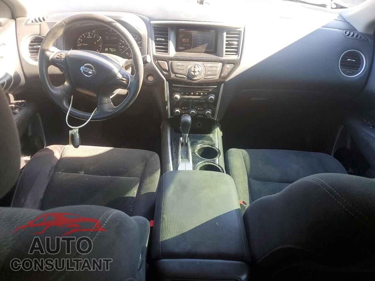 NISSAN PATHFINDER 2015 - 5N1AR2MN6FC605185