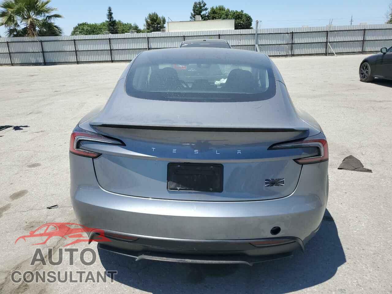 TESLA MODEL 3 2024 - 5YJ3E1ET0RF850863