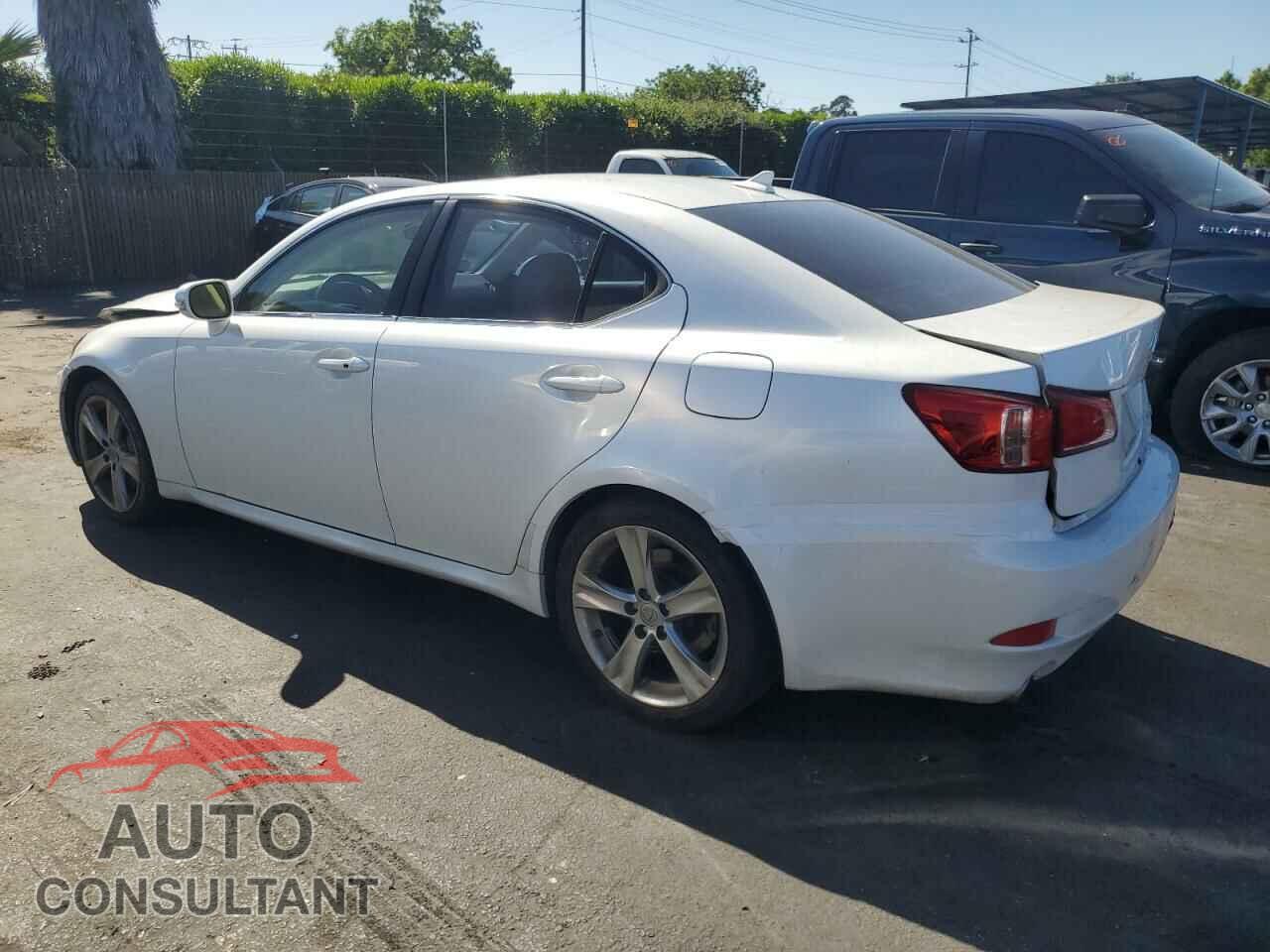 LEXUS IS 2012 - JTHBE5C22C5028831