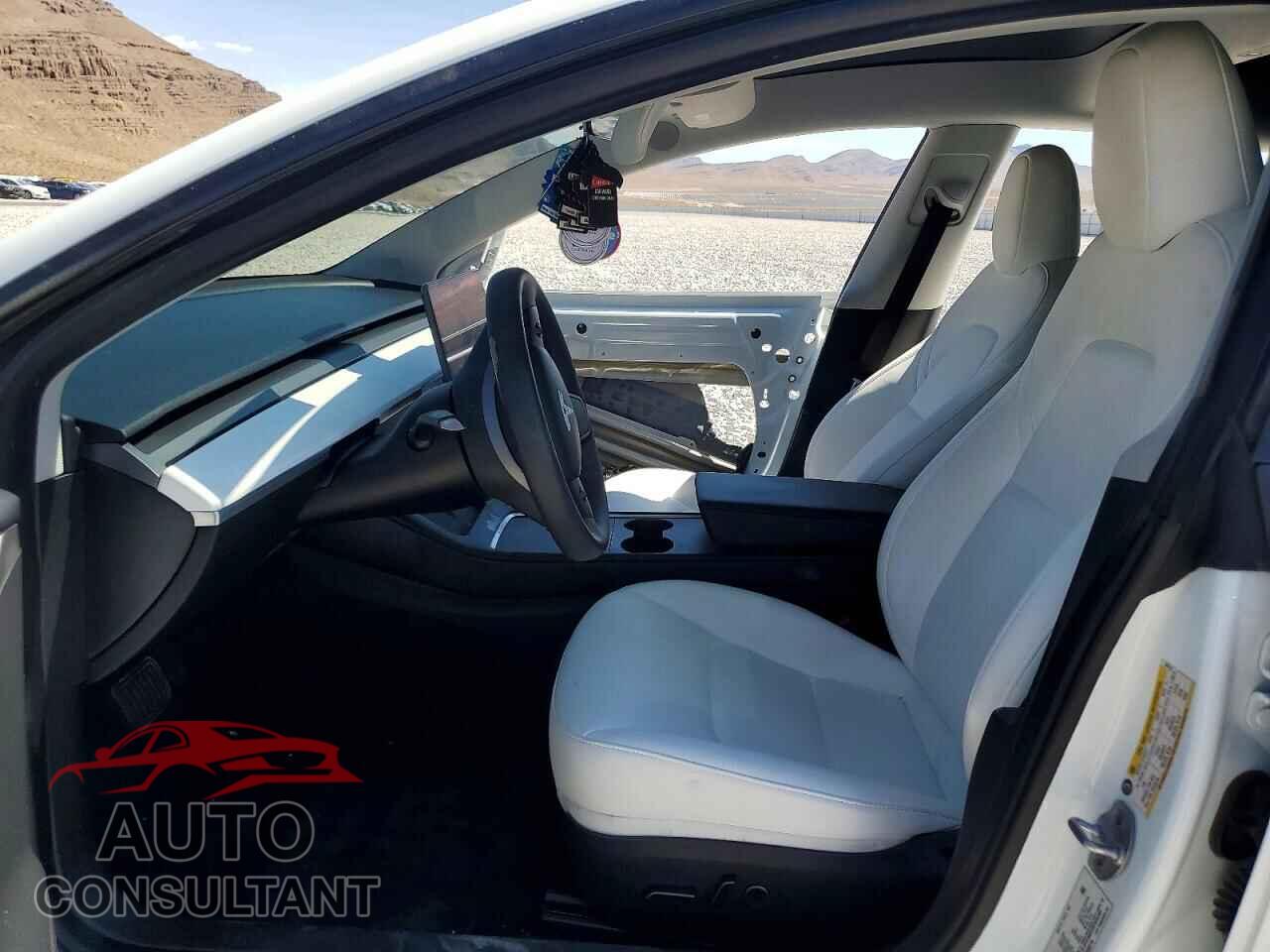 TESLA MODEL 3 2023 - 5YJ3E1EA2PF586718