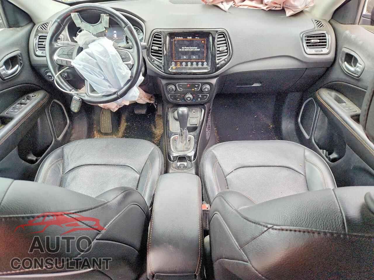 JEEP COMPASS 2021 - 3C4NJDCB2MT558917