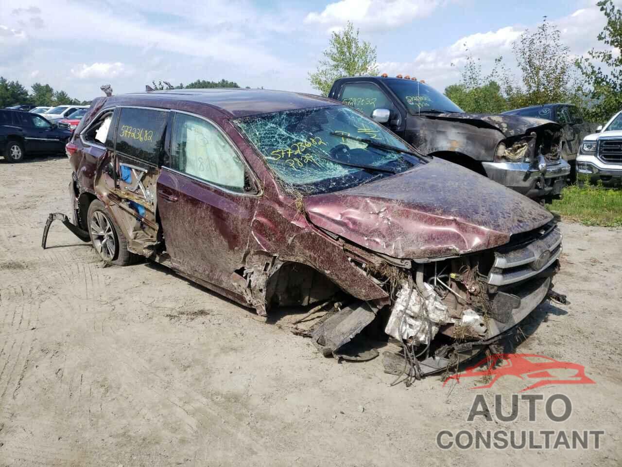 TOYOTA HIGHLANDER 2018 - 5TDBZRFH6JS837771