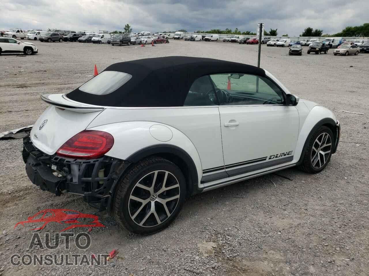 VOLKSWAGEN BEETLE 2017 - 3VWT17AT9HM814620