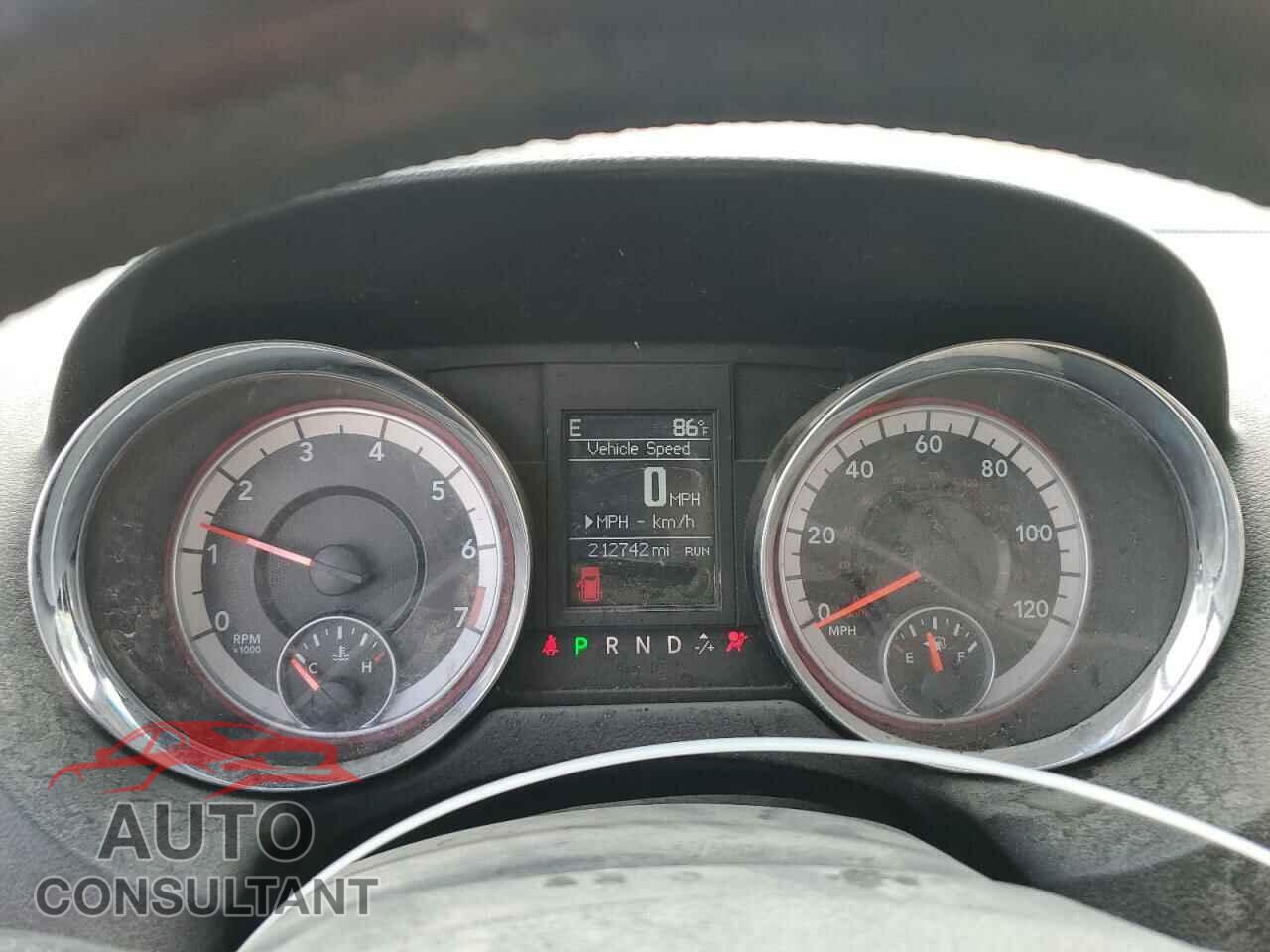 DODGE CARAVAN 2011 - 2D4RN5DG8BR672073