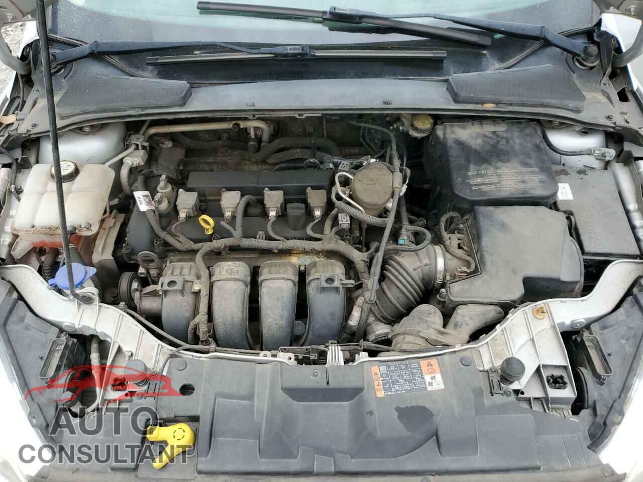 FORD FOCUS 2015 - 1FADP3F28FL336905