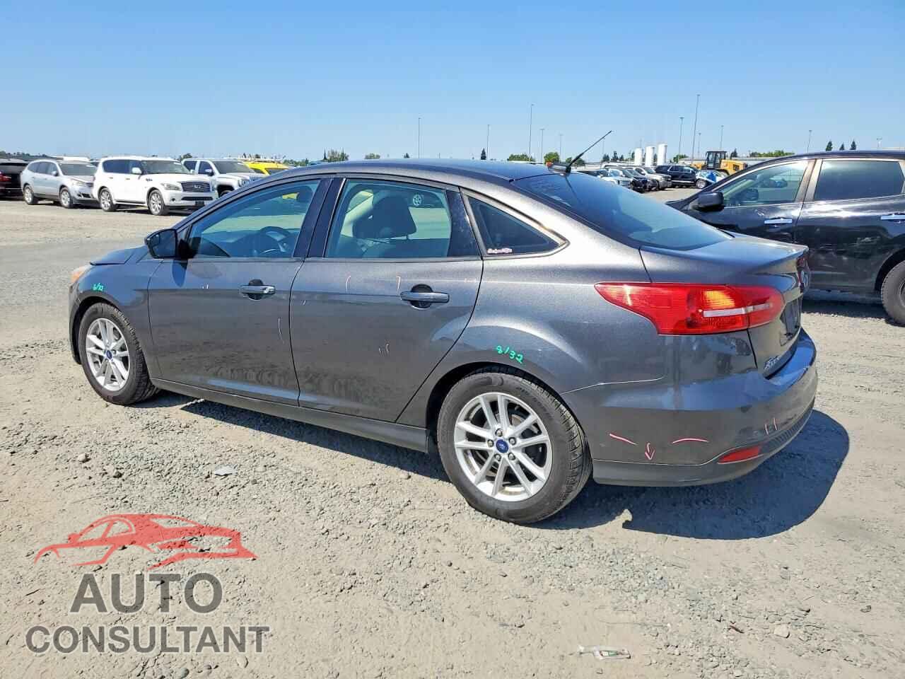 FORD FOCUS 2015 - 1FADP3F2XFL207029