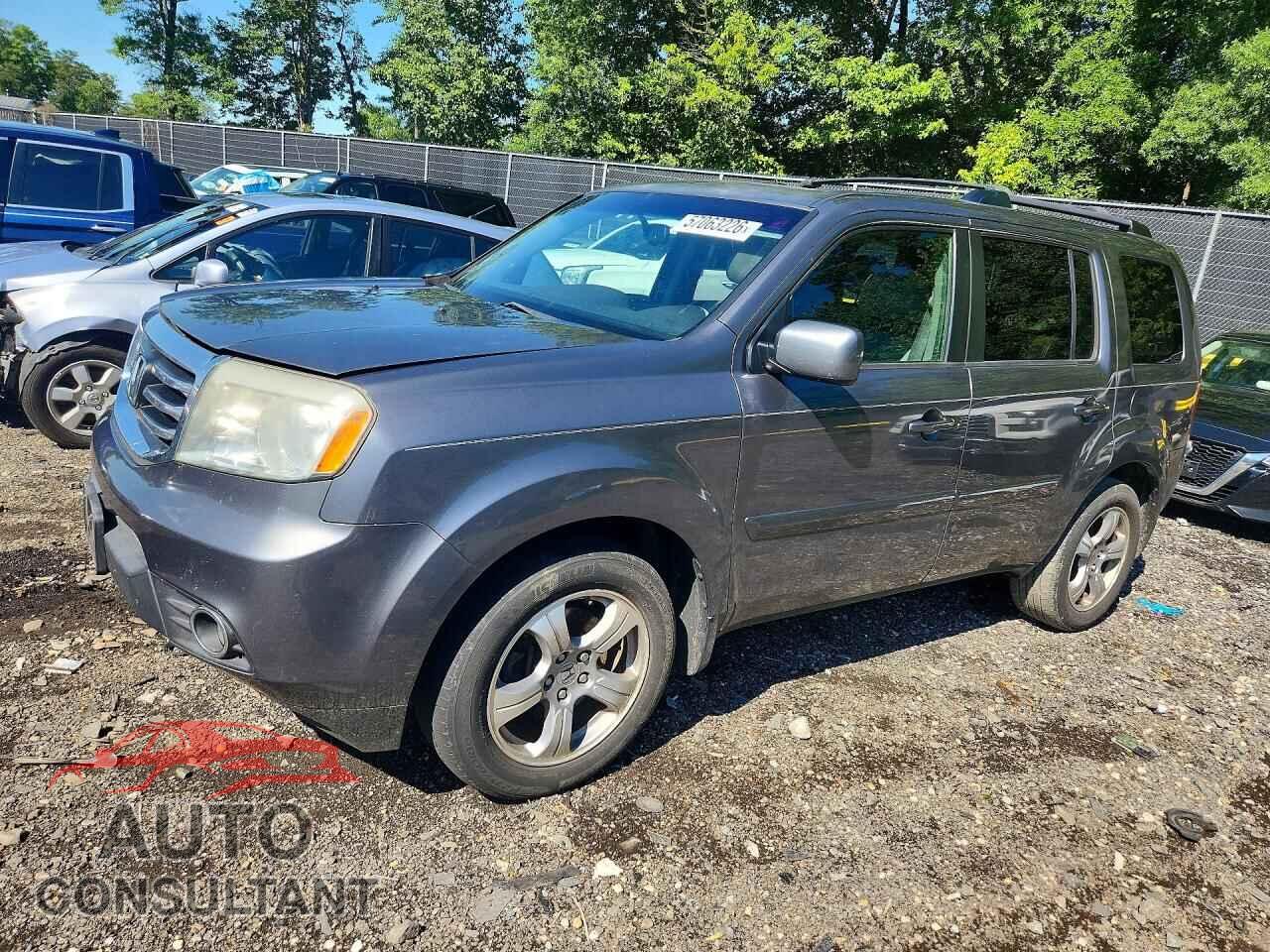 HONDA PILOT 2013 - 5FNYF3H51DB009672