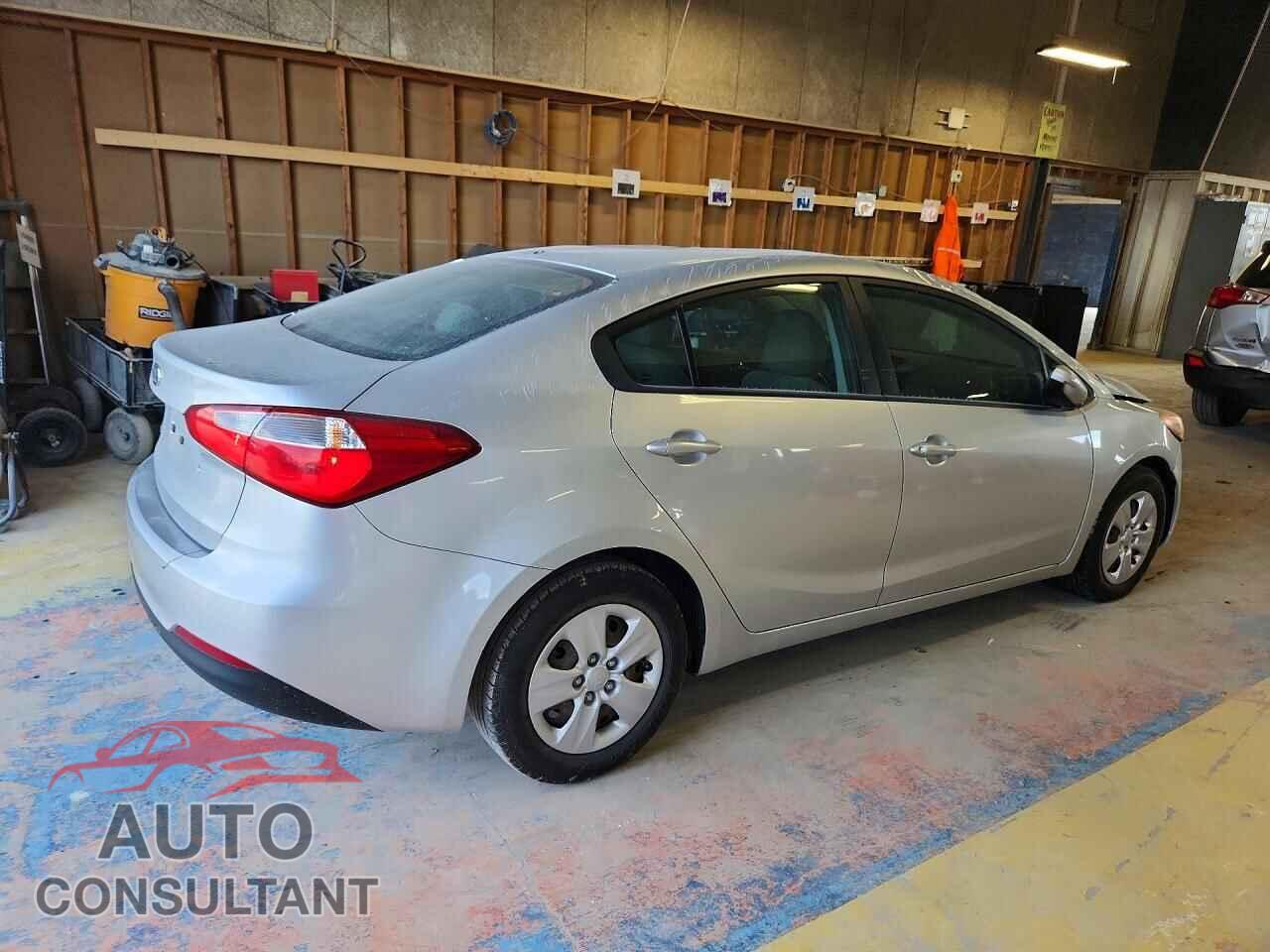 KIA FORTE 2015 - KNAFK4A62F5300663