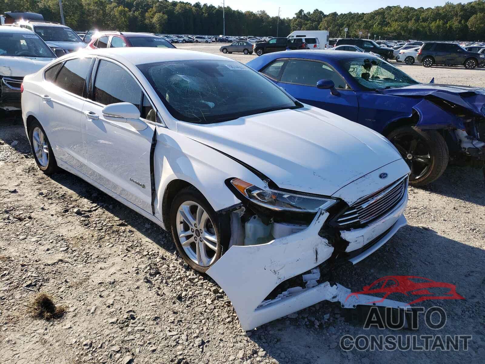 FORD FUSION 2018 - 3FA6P0LU5JR221329