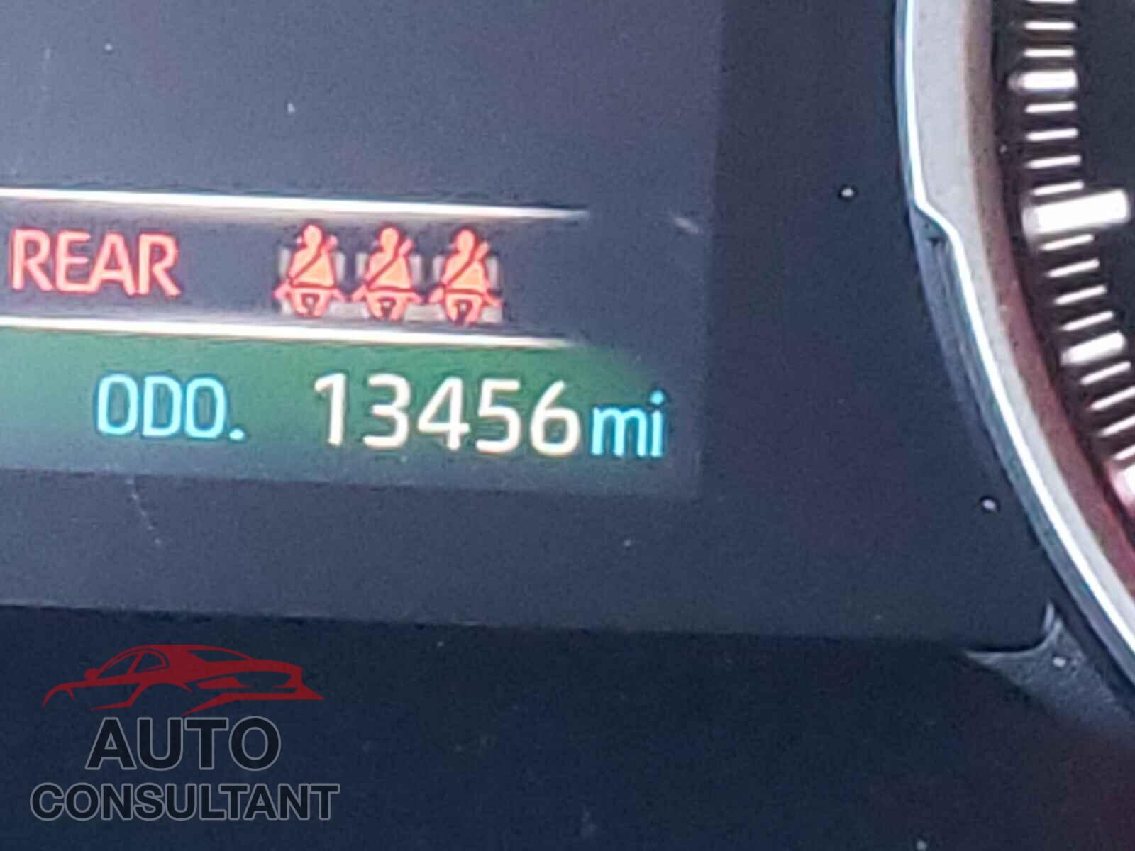 TOYOTA RAV4 2021 - JTMP1RFVXMD073099