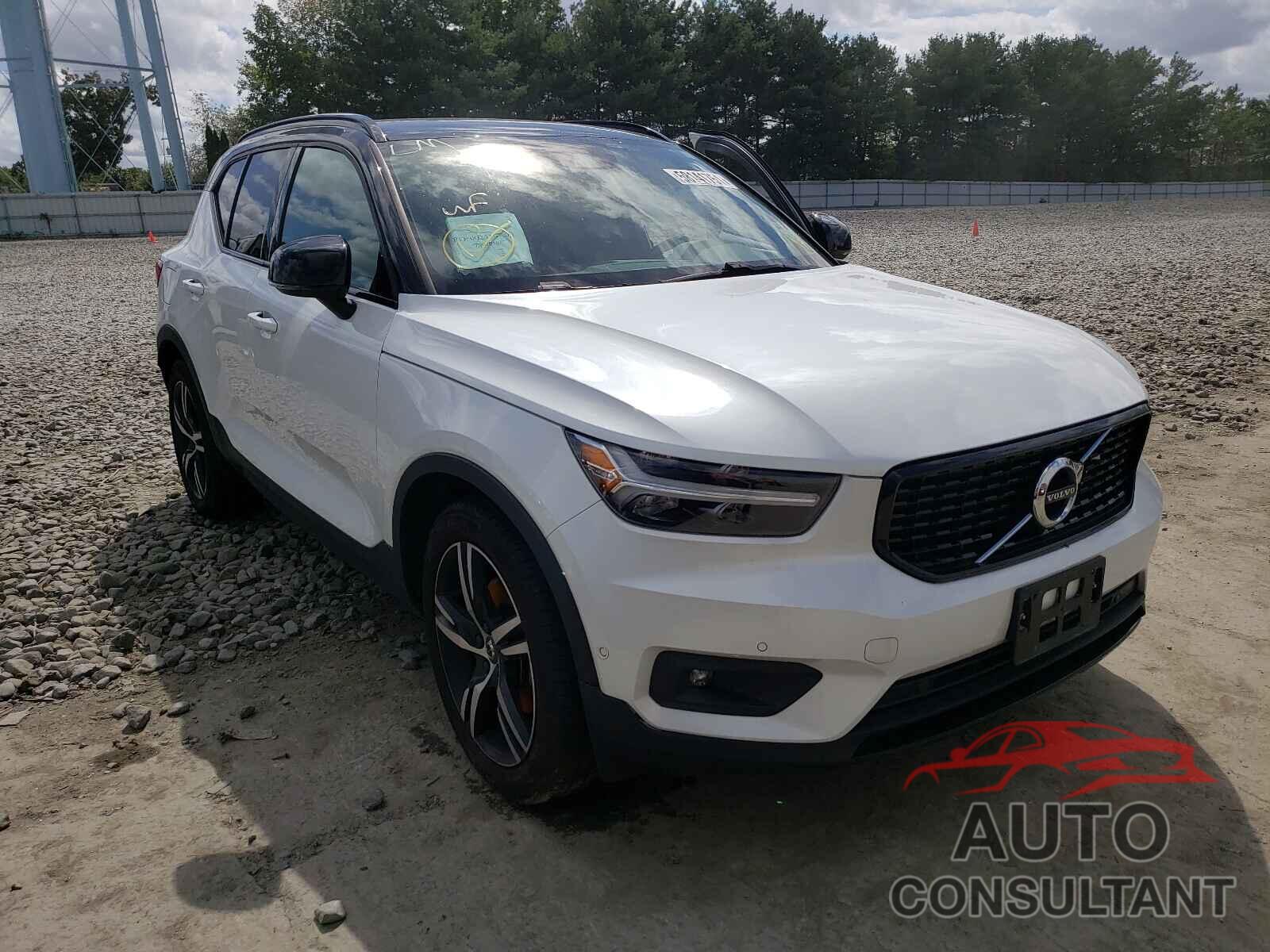 VOLVO XC40 2019 - YV4162UM4K2135885