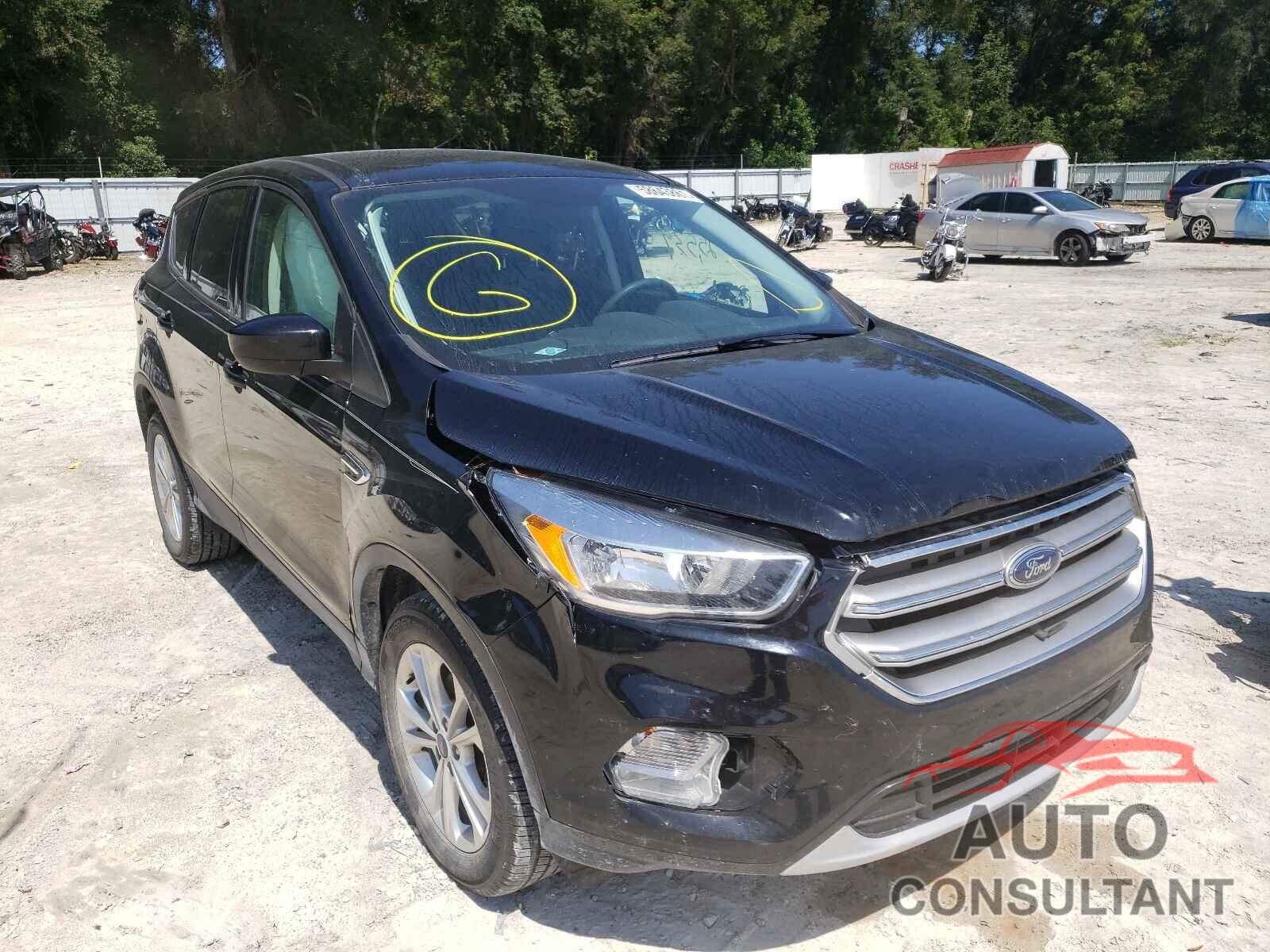 FORD ESCAPE 2017 - 1FMCU0GD0HUD52084