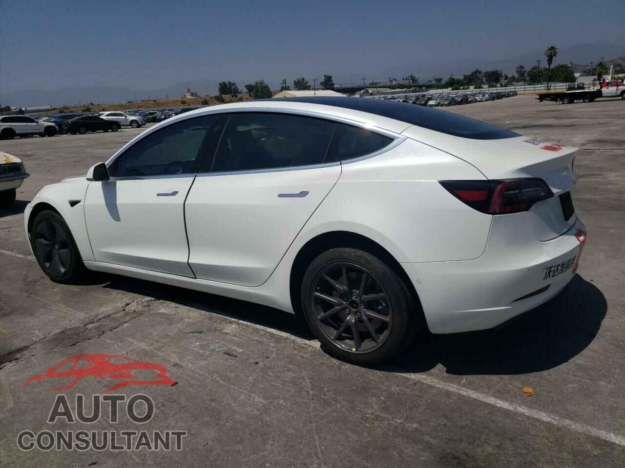 TESLA MODEL 3 2019 - 5YJ3E1EB4KF213570