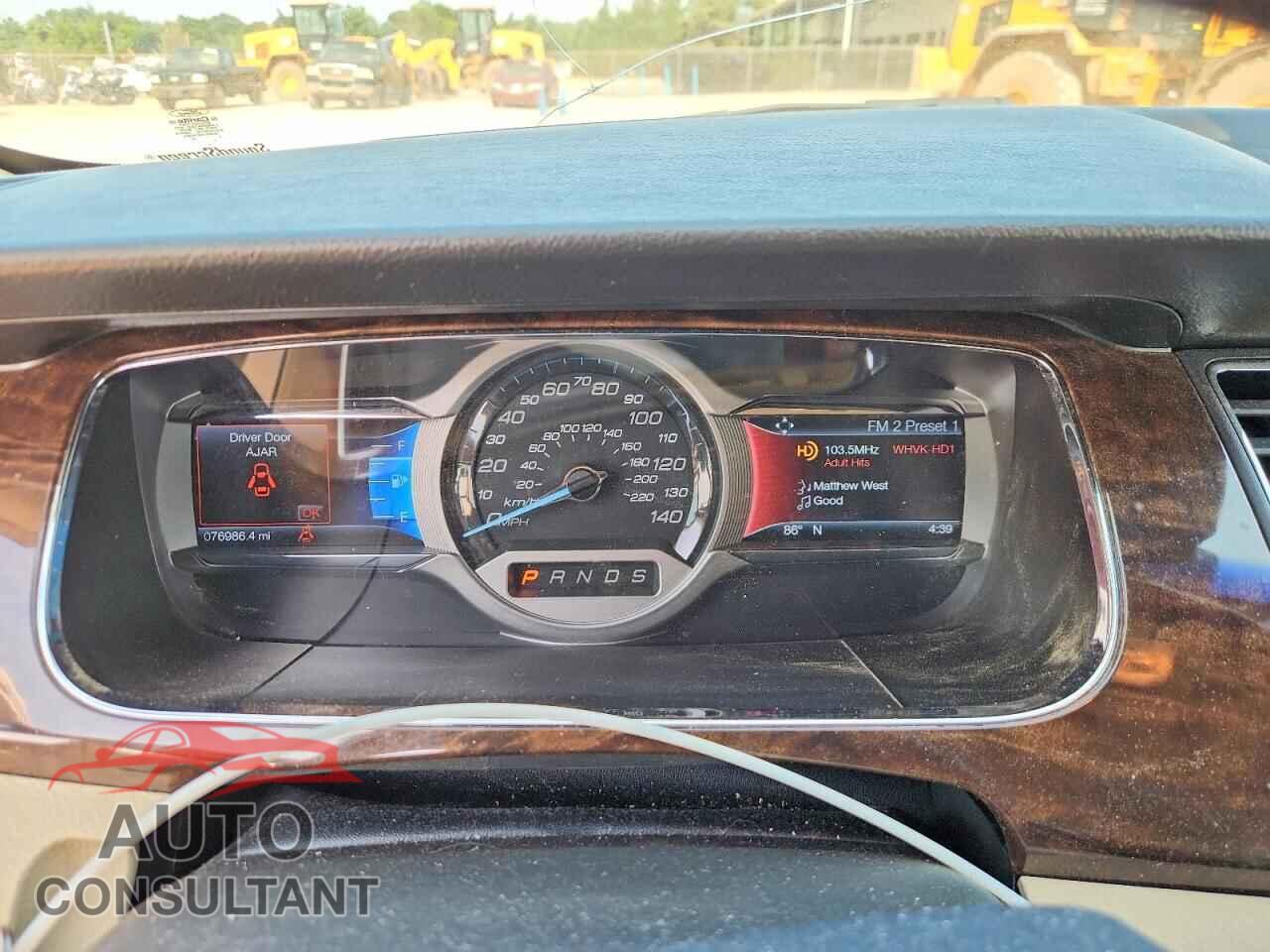 FORD TAURUS 2017 - 1FAHP2F85HG109960