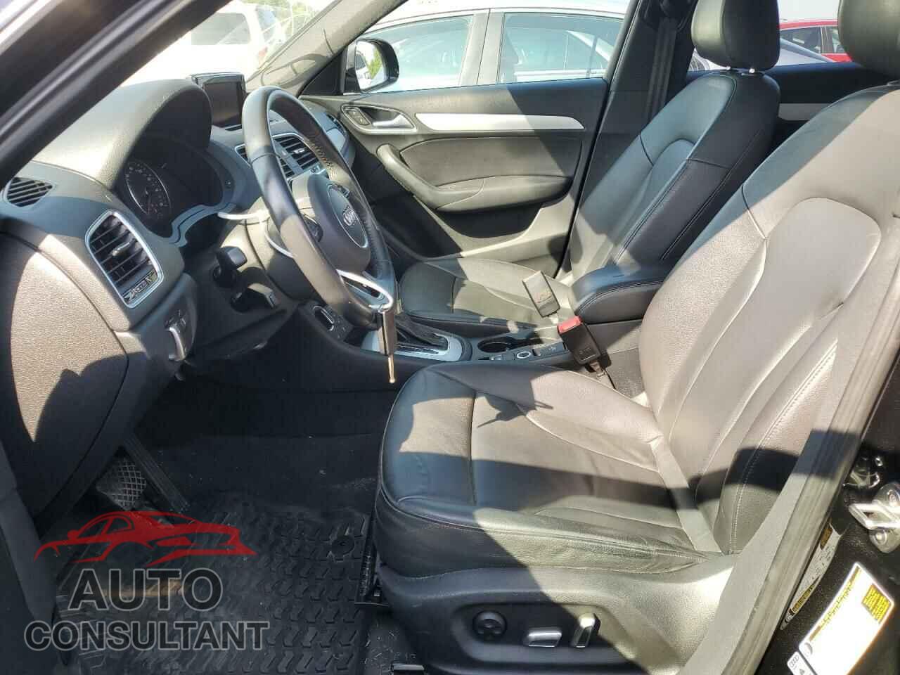 AUDI Q3 2018 - WA1ECCFS5JR027032