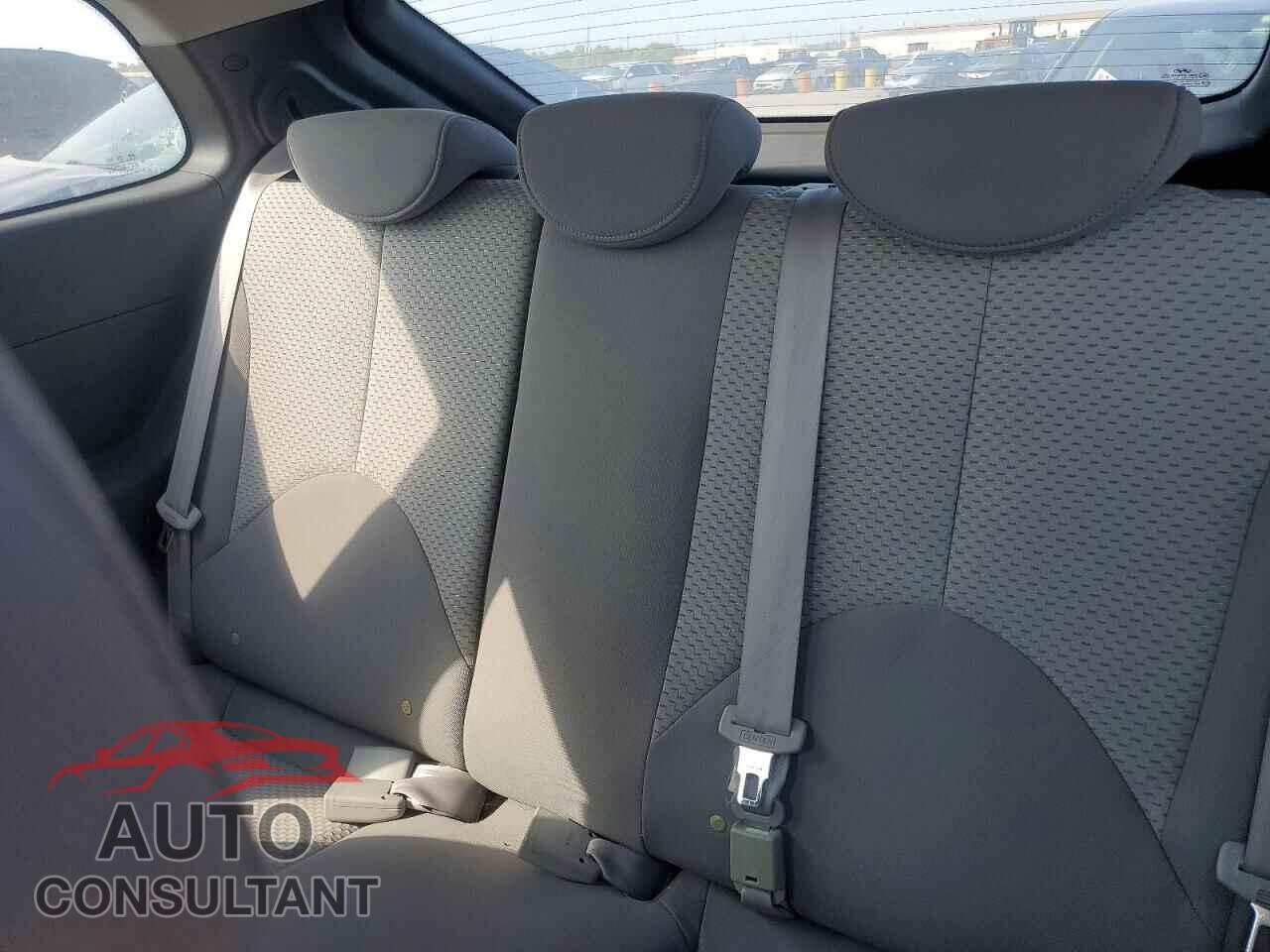 HYUNDAI ACCENT 2009 - KMHCM36C19U128611