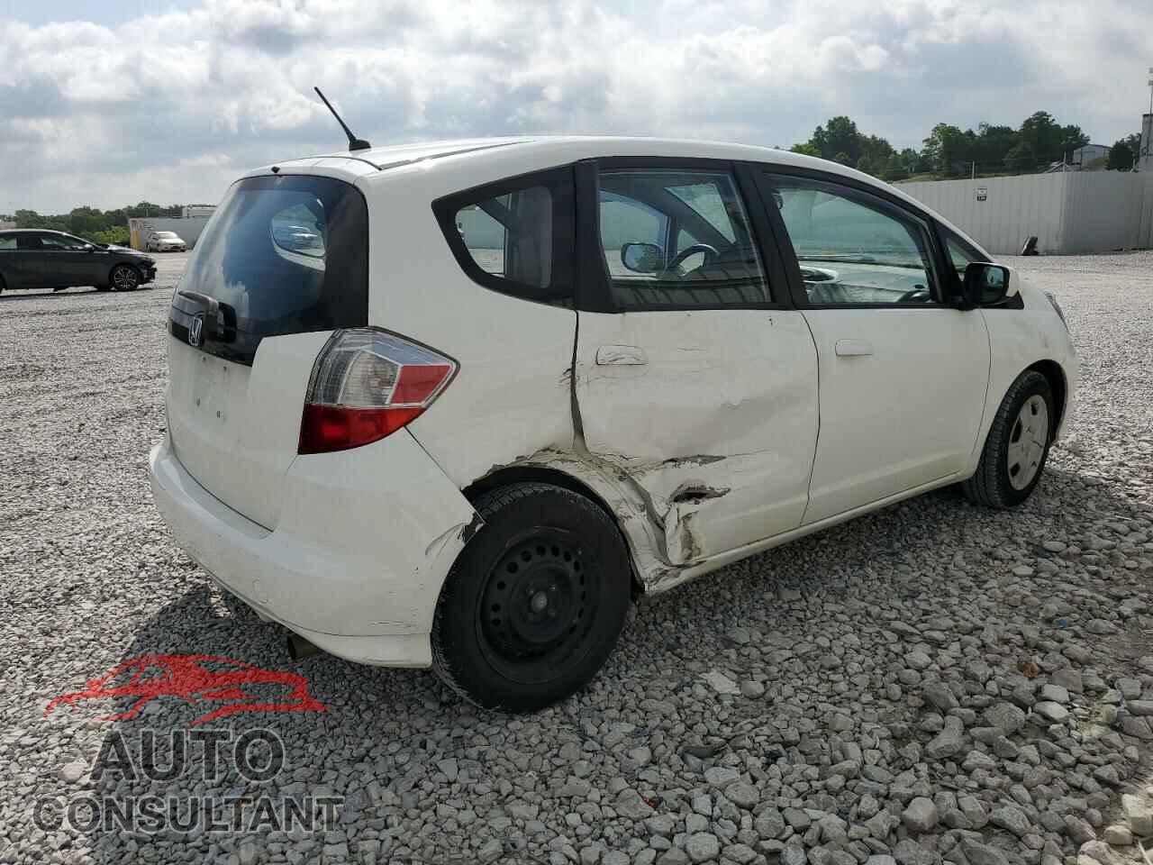 HONDA FIT 2013 - JHMGE8H36DC045573