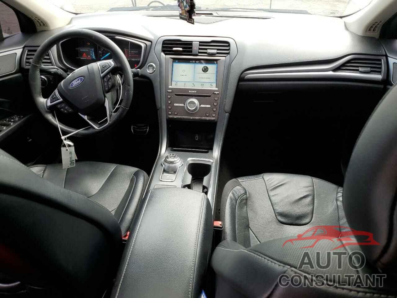 FORD FUSION 2018 - 3FA6P0RU0JR242435