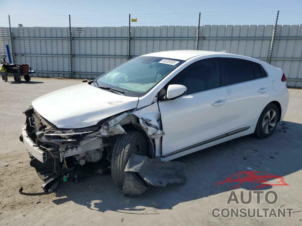 HYUNDAI IONIQ 2017 - KMHC75LC1HU057397