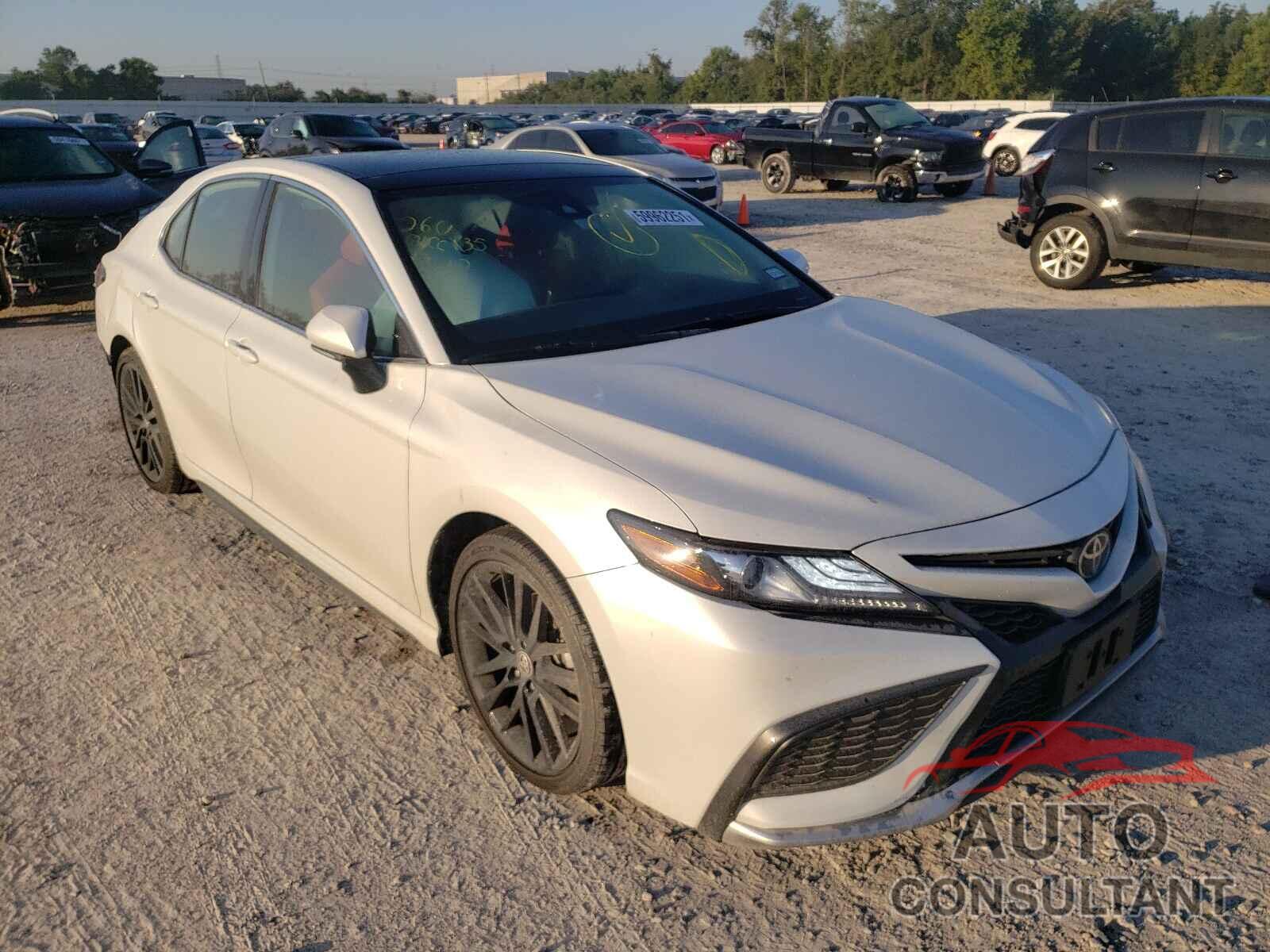 TOYOTA CAMRY 2021 - 4T1K61AK1MU416744