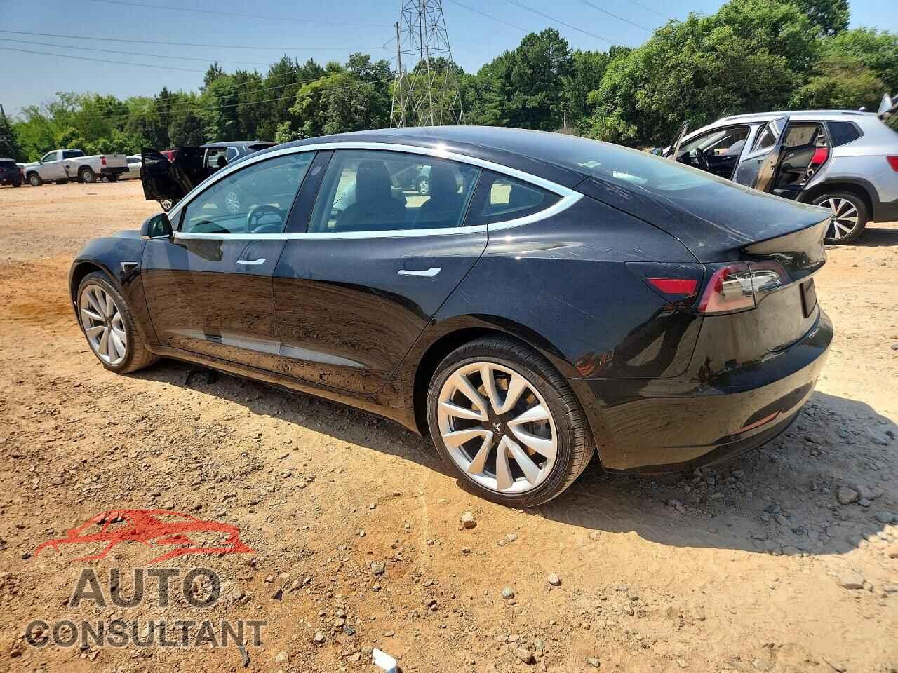 TESLA MODEL 3 2019 - 5YJ3E1EA3KF300707